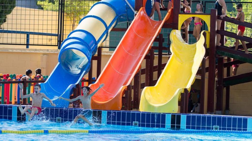 Piscina municipal del Parque del Oeste de Valencia. Aquaval