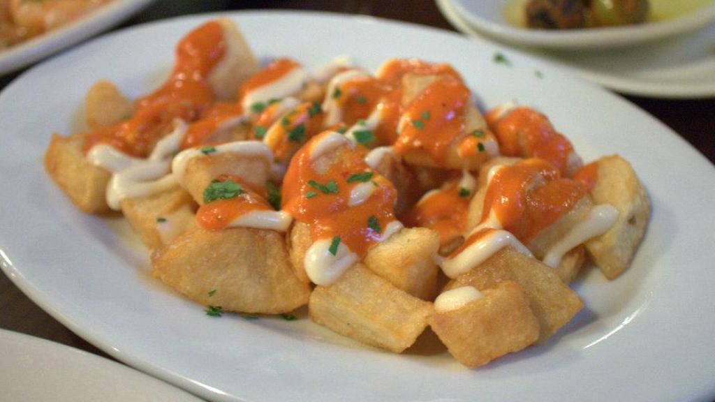 Patatas bravas. (Krista. Flickr)