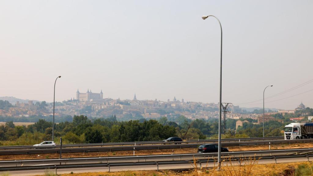 Imagen de la presencia de humo en Toledo.
