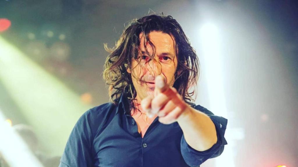 Sergio Pérez, el cantante del grupo 'Malamanera', durante uno de sus conciertos.