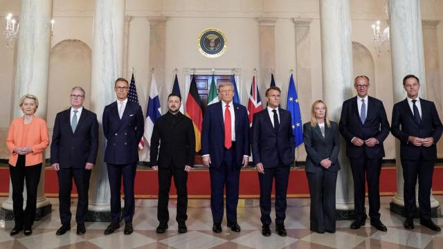 Trump y Zelenski junto a los líderes de la UE, en la Casa Blanca.