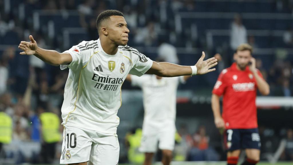Mbappé celebra el gol ante Osasuna.