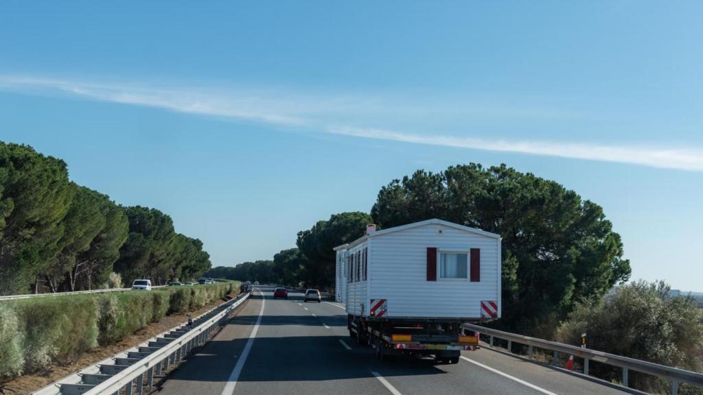 Transporte voluminoso por carretera de casas prefabricadas móviles, vehículos sobredimensionados