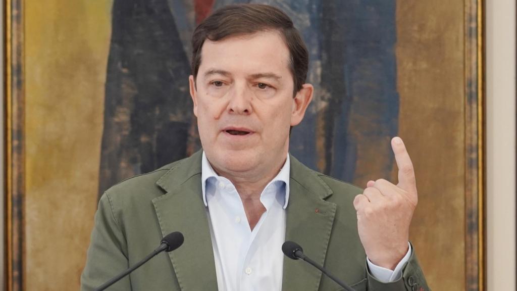 El presidente de la Junta de Castilla y León informa sobre las medidas de recuperación para las zonas afectadas por los incendios