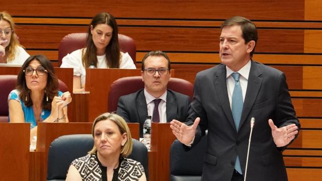 Alfonso Fernández Mañueco durante una intervención en las Cortes de Castilla y León
