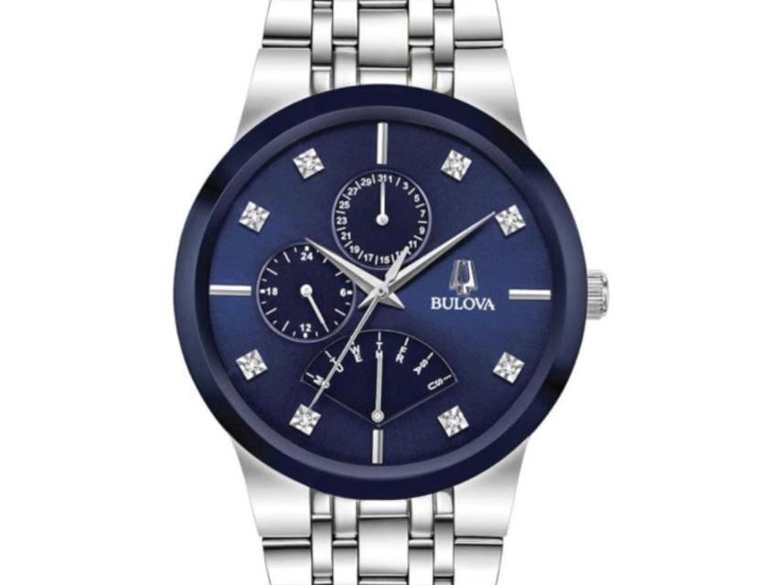 Este reloj cuenta con una resistencia bajo el agua de varios metros.