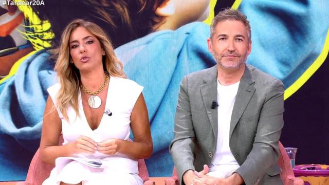 Verónica Dulanto y Frank Blanco, presentadores de 'Tardear'.