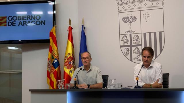 Miguel Ángel Clavero y Roberto Bermúdez de Castro, este jueves, en el Pignatelli.