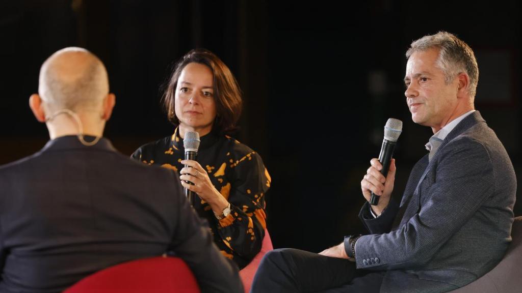 Jan Lozek, durante su participación en el evento TED Berlín 2024 en el panel Cómo superar la fatiga climática en nuestra sociedad.