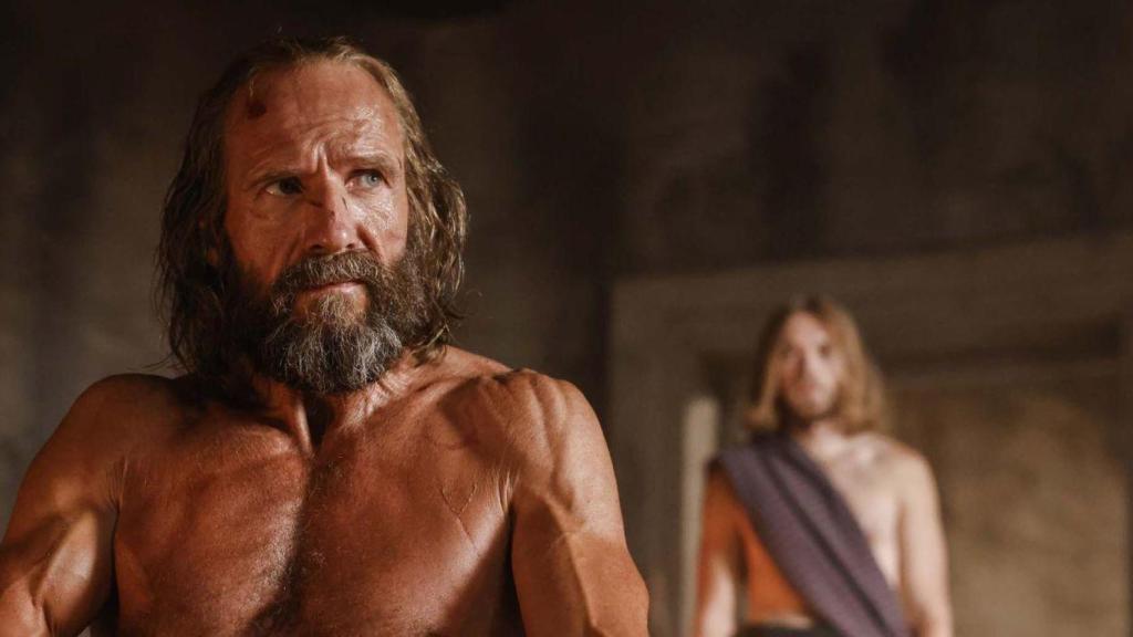 Ralph Fiennes en 'El regreso de Ulises' (Uberto Pasolini, 2025).