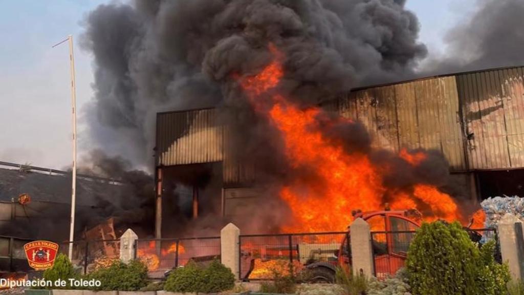 Imagen del incendio. Foto: CPEIS