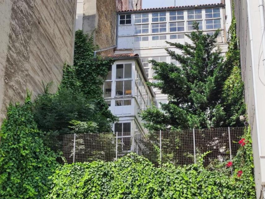 Parte trasera del edificio de Panaderas, con vistas a la plaza de San Agustín.