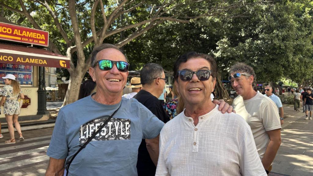 Paco y José disfrutando de la Feria de Málaga