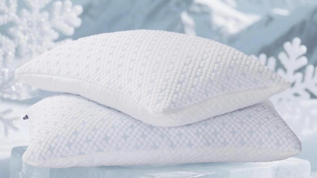 Estas almohadas cuentan con dos lados para usarse en verano e invierno.