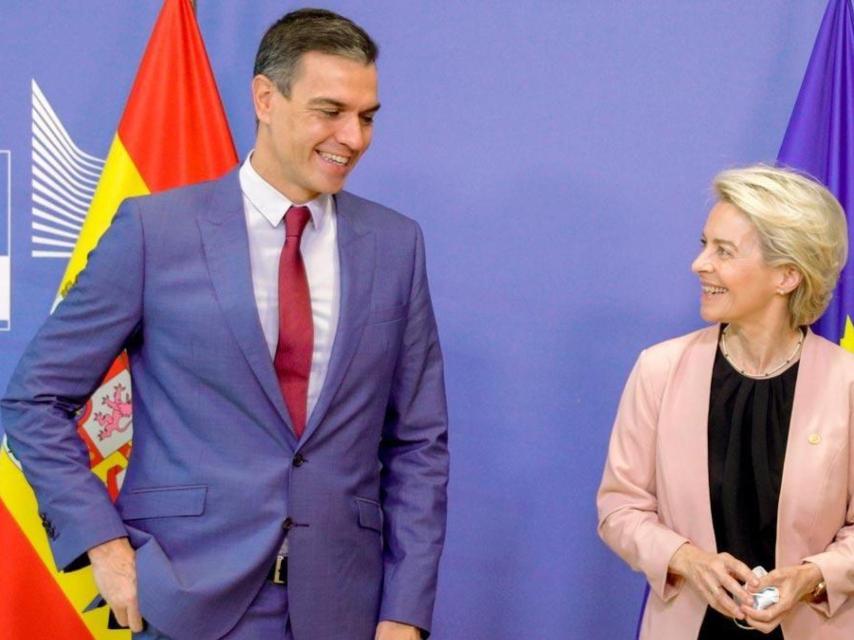 Pedro Sánchez y Ursula von der Leyen.