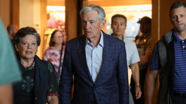 Jerome Powell, presidente de la Fed, el jueves a su llegada al simposio de Jackson Hole.