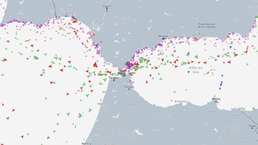 Tráfico marítimo en el Estrecho y mar de Alborán