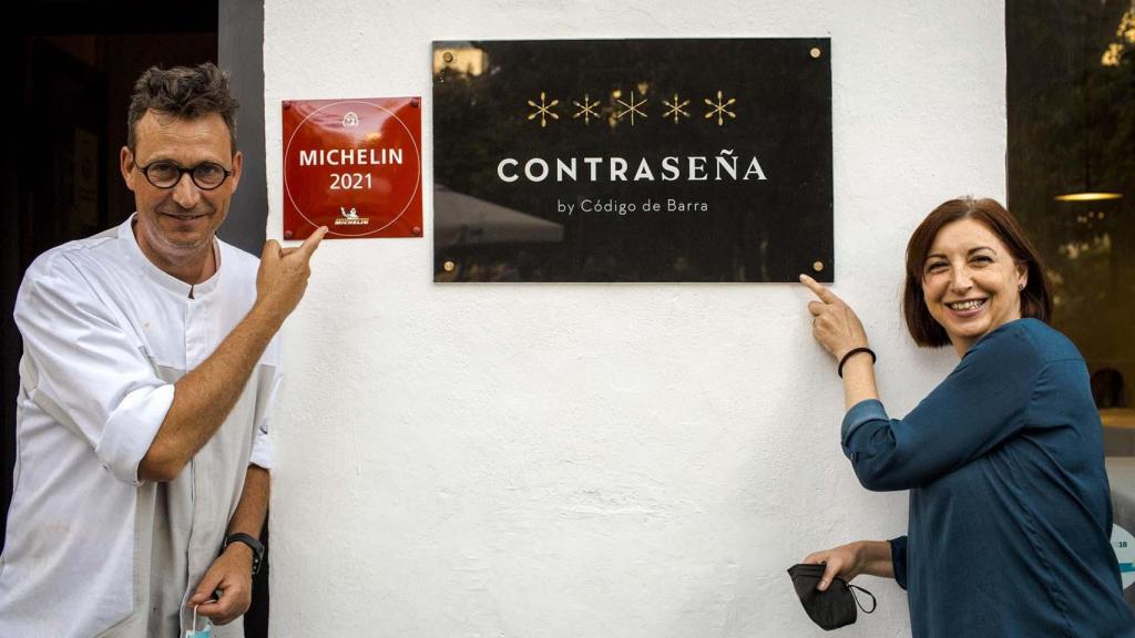 Los propietarios del Restaurante Contraseña, León Griffioen y Paqui Márquez
