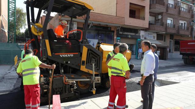 El alcalde de Toledo, Carlos Velázquez, ha visitado las obras este viernes.