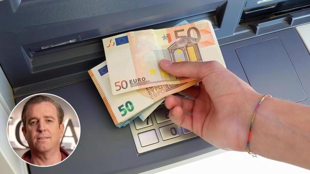 Montaje de un cajero automático y Pedro Muñoz de Vargas