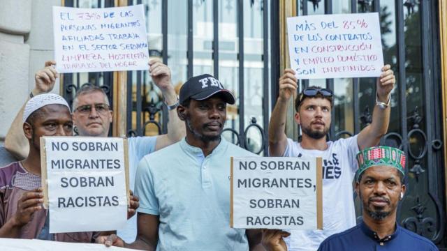 Concentración en Zaragoza tras los sucesos de Torre Pacheco.