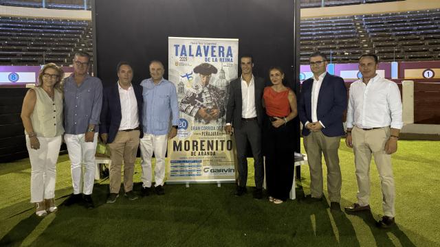 Presentación del cartel. Foto: Ayuntamiento.