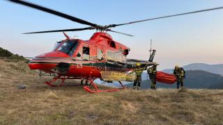 Pilotos de Rotorsun recogen a los bomberos forestales de BRIF Puerto el Pico