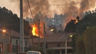 Incendio en Culleredo cerca de las casas