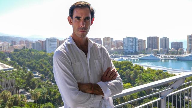 Saúl Jimémez Fortes posa para la entrevista para EL ESPAÑOL de Málaga