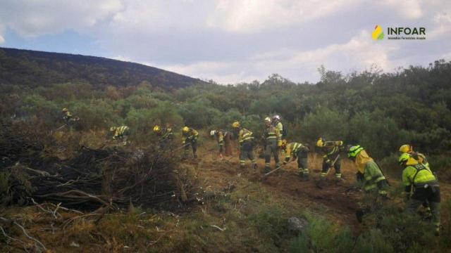 La brigada de Infoar trabajando en los incendios de León