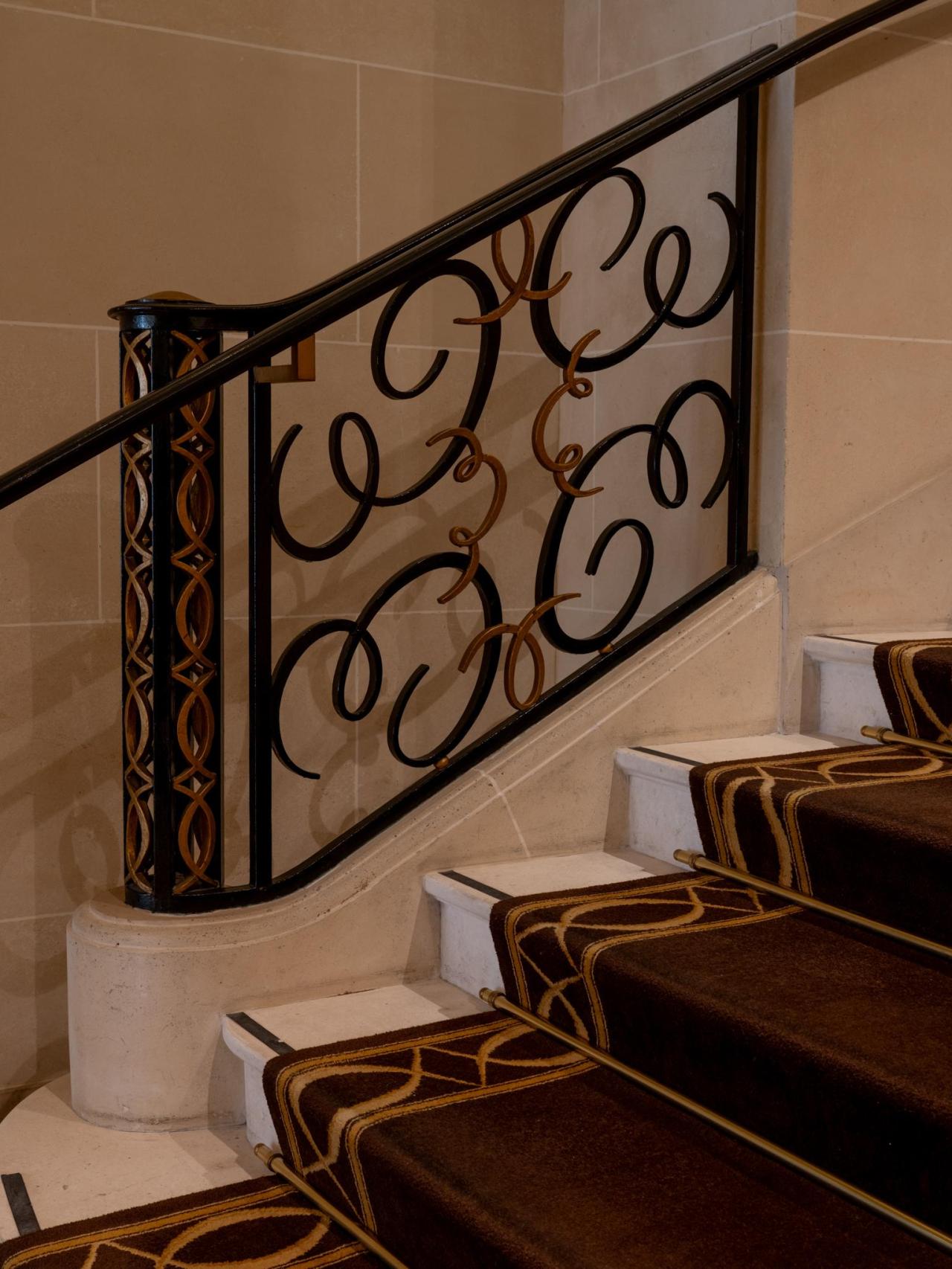 Detalles de la decoración Art Déco del Prince de Galles.