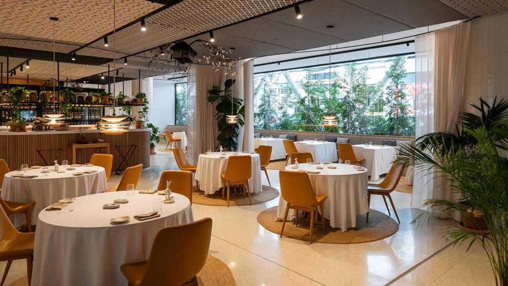 El comedor del restaurante Aromata.