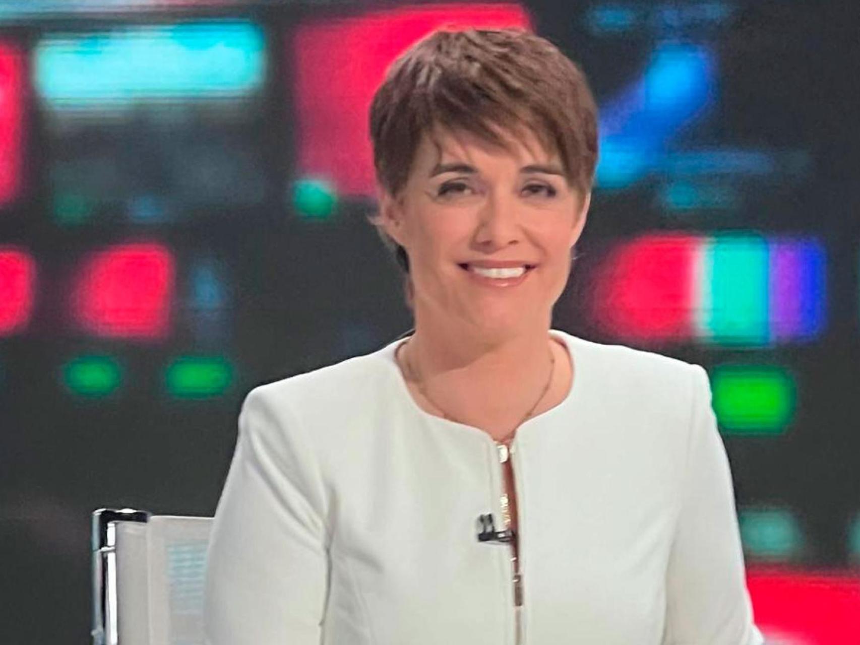 Así ha sido la despedida de Marta Solano del Canal 24 Horas antes de su  salto a RNE con David Cantero