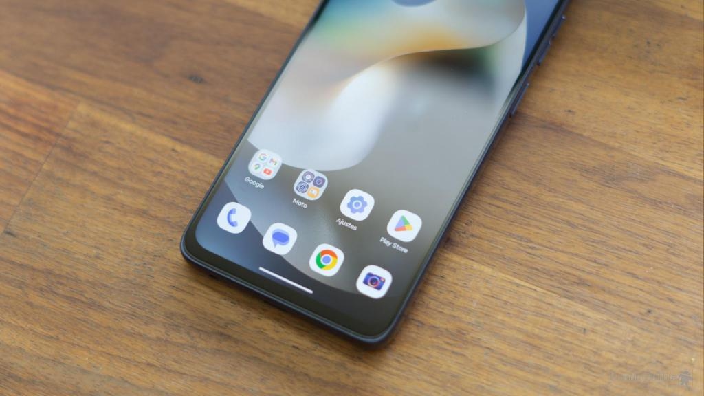 Pantalla del Moto G56