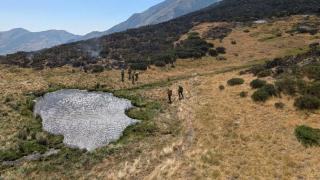 Imagen del rescate a un trabajador en el incendio de Velilla del Río Carrión