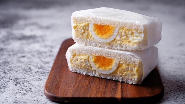 Un sándwich de huevo japonés