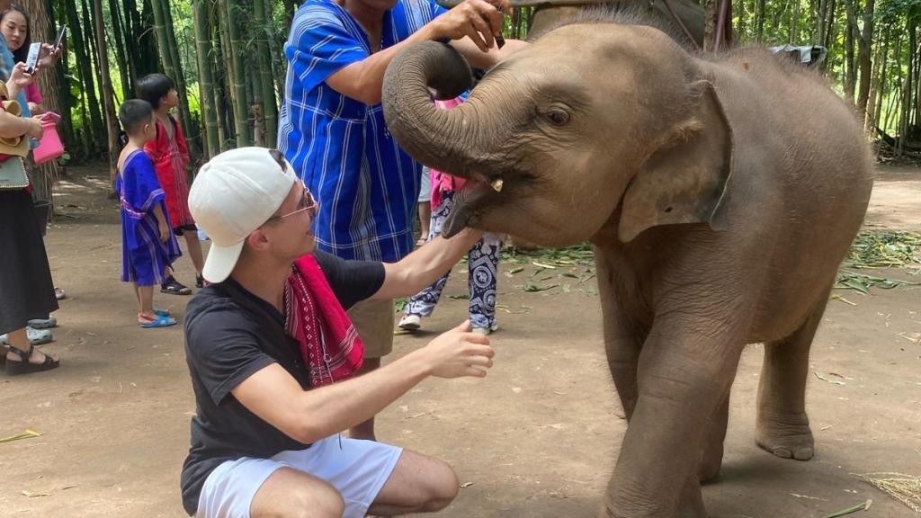 Sergi Gallardo, en  sus vacaciones por el Sudeste Asiático.