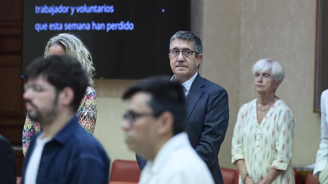 El portavoz del PSOE en el Congreso, Patxi López, en la reunión de la Diputación Permanente del Congreso este martes.