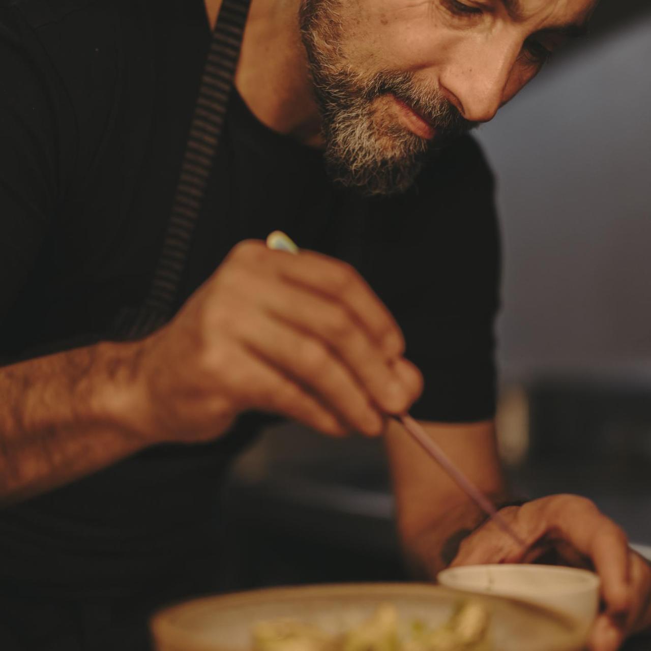 Benito Gómez en el restaurante Dalmar del hotel Fairmont La Hacienda.