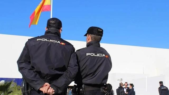 Agentes de la Policía Nacional.