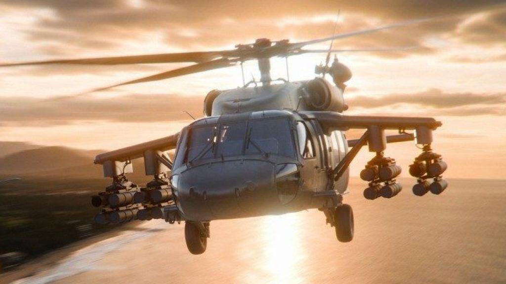 Helicóptero Black Hawk lanzando drones