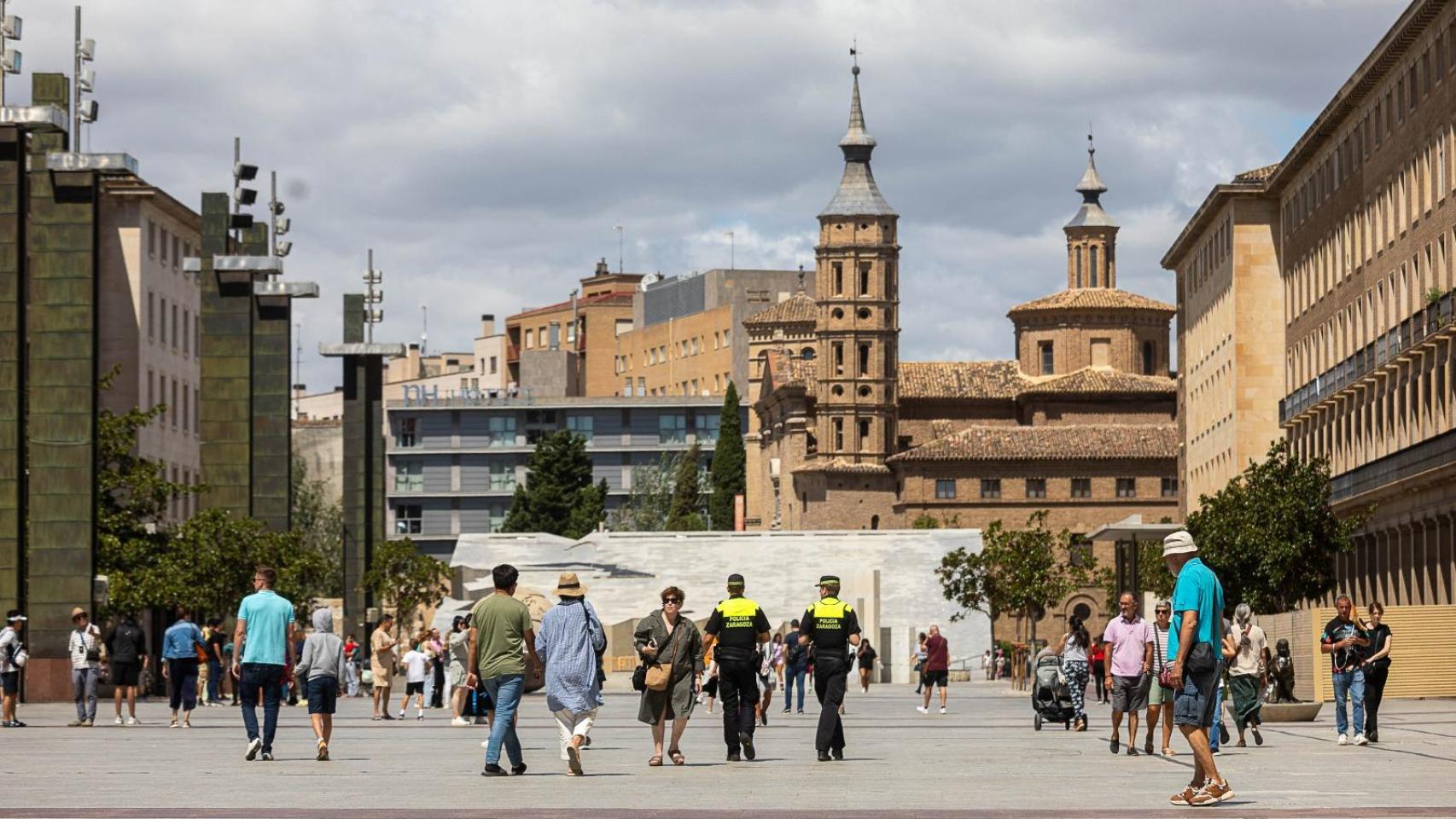Plaza del Pilar, Zaragoza.
