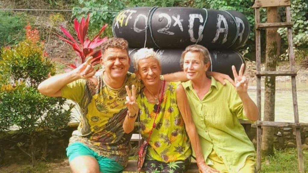 Mati Muñoz con unos amigos.