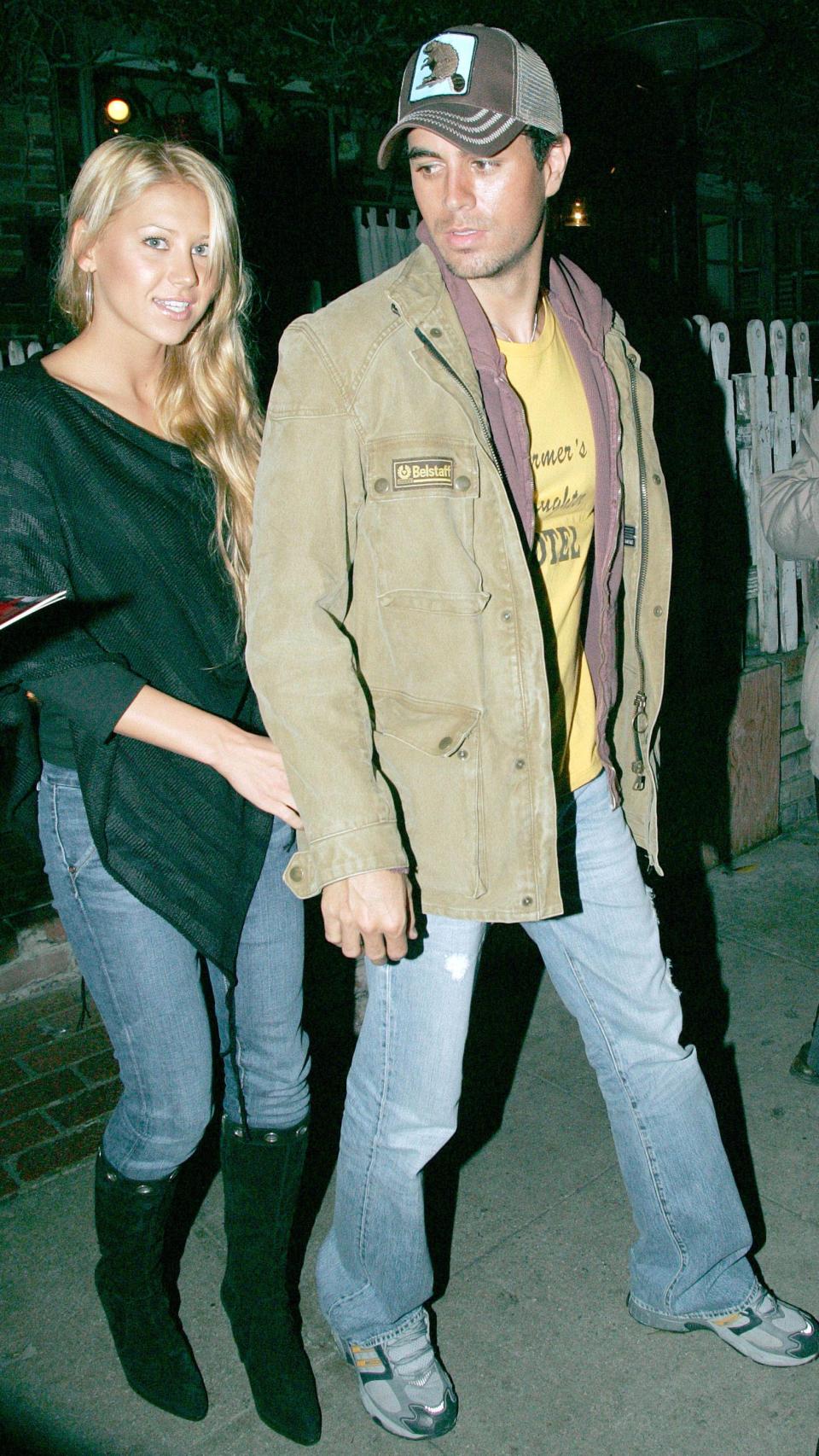 Enrique Iglesias y Anna Kournikova, en una imagen de 2005.