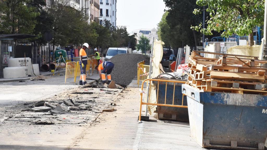 Imagen de las obras en la calle Gamazo de Valladolid