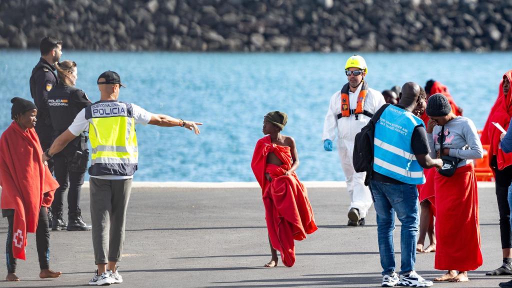 Imagen de archivo de unos menores migrantes llegados a las costas de Canarias.