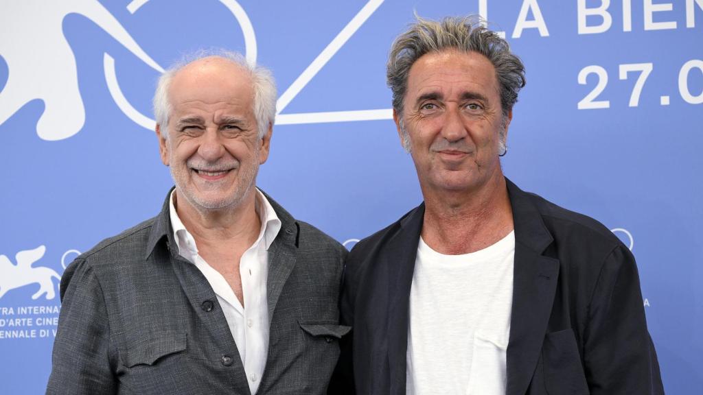 Paolo Sorrentino y Toni Servillo, en 'La grazia'. Foto: EFE/EPA/RICCARDO ANTIMIANI