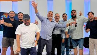 Juan José Cortés,en el centro, con el qquipo de tertulianos de 'Válgame qué golazo'.