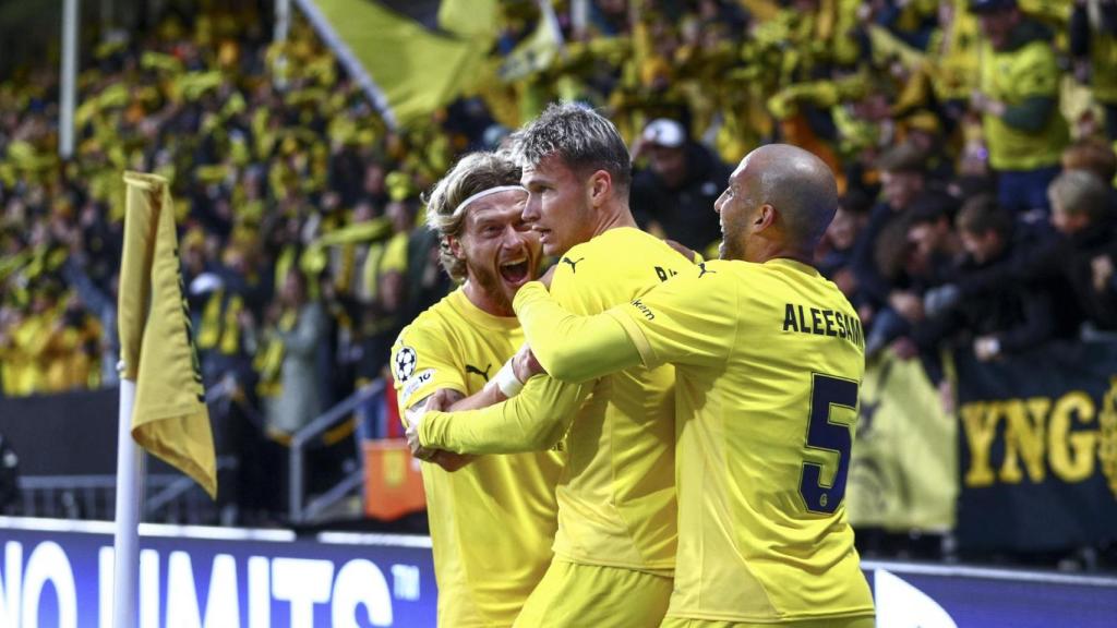 Jugadores del Bodo/Glimt celebran un gol en la previa de la Champions League 2025/26