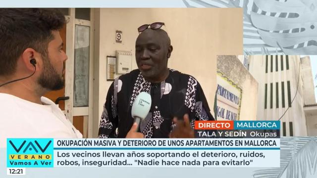 Un okupa, entrevistado en televisión.